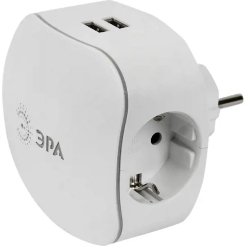 Разветвитель Эра 3 розетки с заземлением 16 А 2 USB 2.1 А цвет белый ЭРА